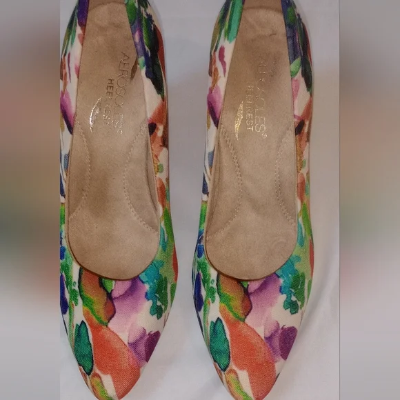 Aerosoles Floral Heels Size 8M Colorful Watercolor Print Kitten Heel Pumps - Picture 6 of 9